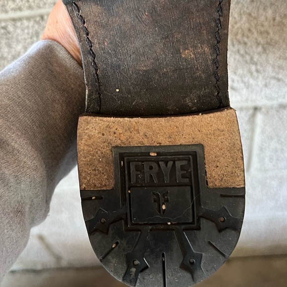 Frye Studded Vintage Wash Motorcycle Boots Black Short 7.5 - Picture 5 of 6